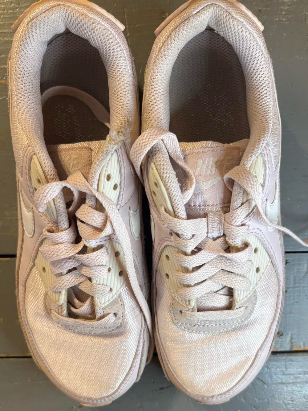 Nike Women's Sneakers in Pale Pink and White
